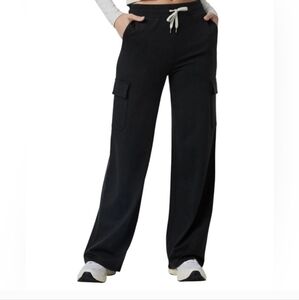 NWT Vuori Halo Essential Wideleg Black Heather XS